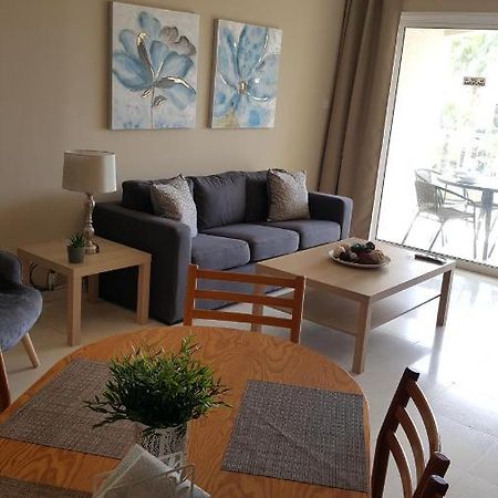 パ フォスRegina Gardens 205 Block 7アパートメント エクステリア 写真