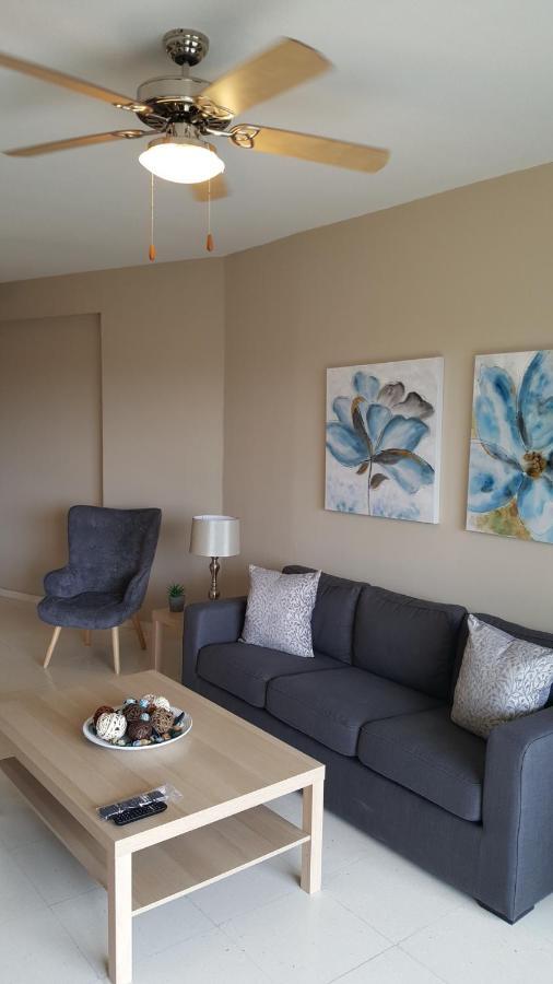 パ フォスRegina Gardens 205 Block 7アパートメント エクステリア 写真